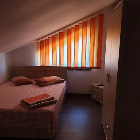 Casa Di Madi Pensión