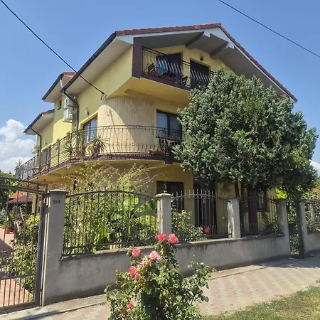 Casa Di Madi 2 Mai